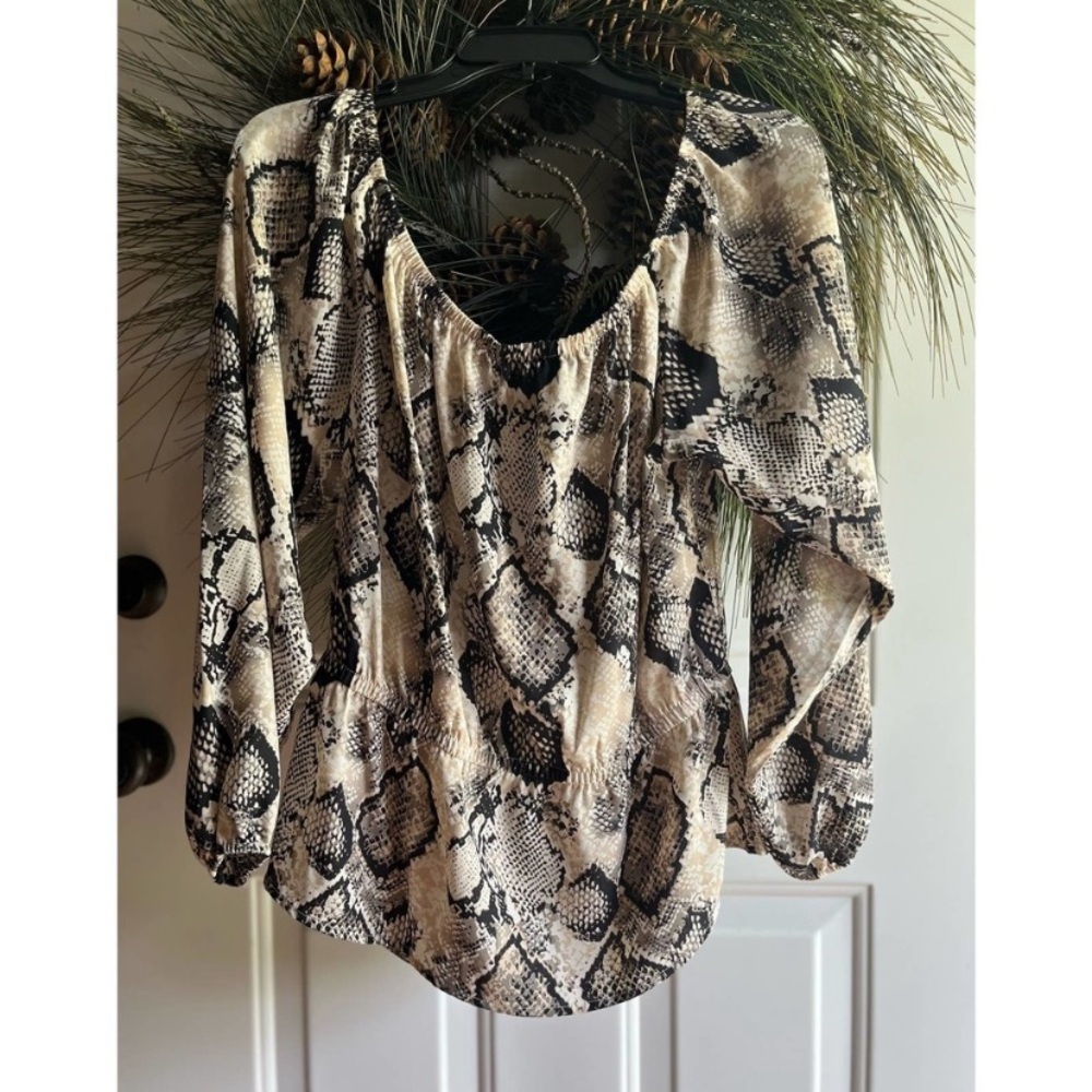 Rue 21 Snake/Python Print Womens Scooped Necked T… - image 8